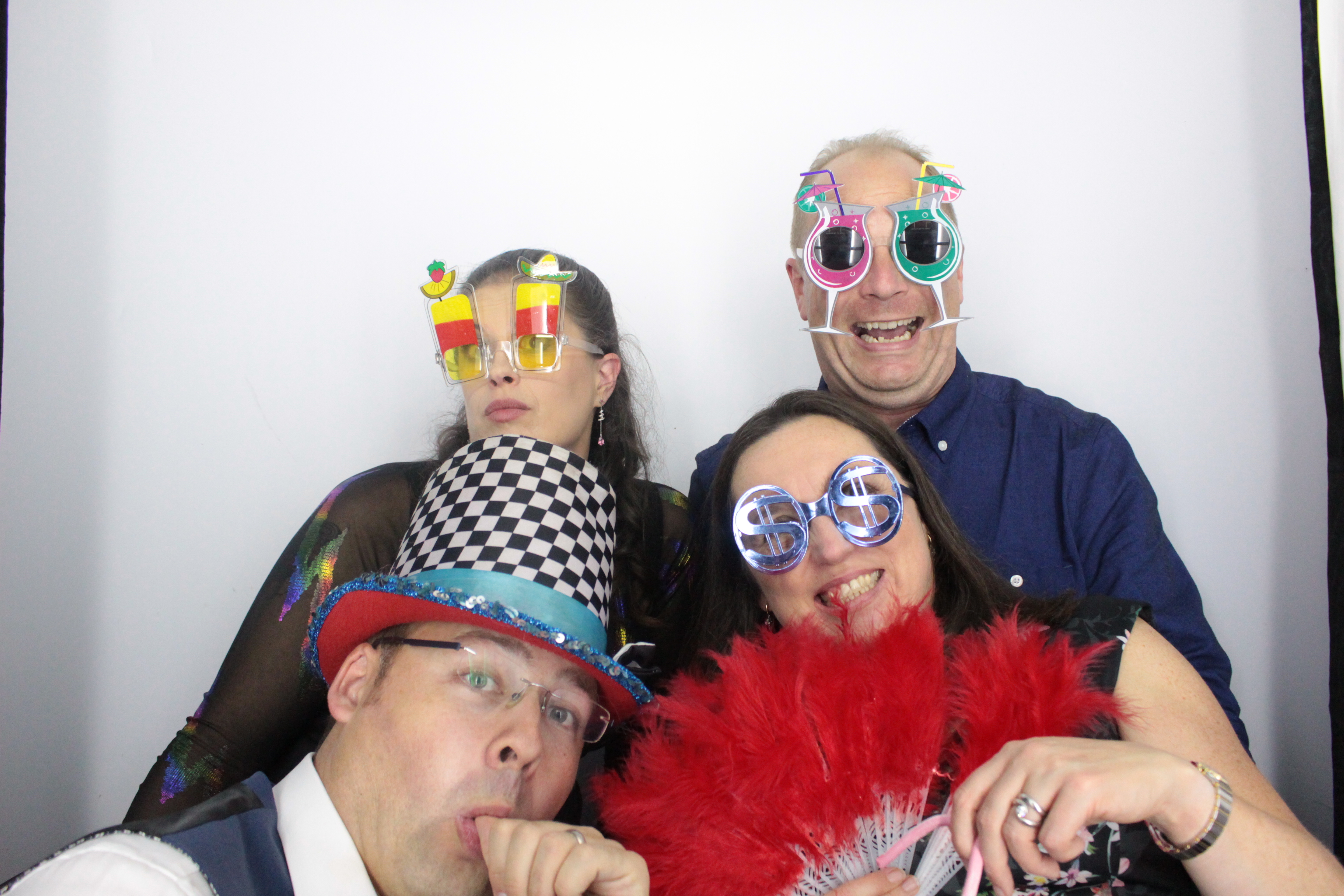 Steve & Kym | View more photos from the event at gallery.myphotoboothexperience.co.uk/u/MyPhotoBoothExperienceLtd/Steve-Kym